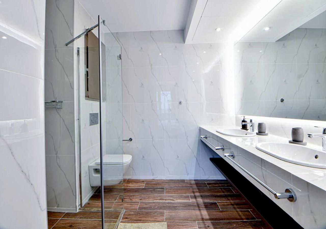 Boutique40 Luxury Apartment เอเธนส์ ภายนอก รูปภาพ
