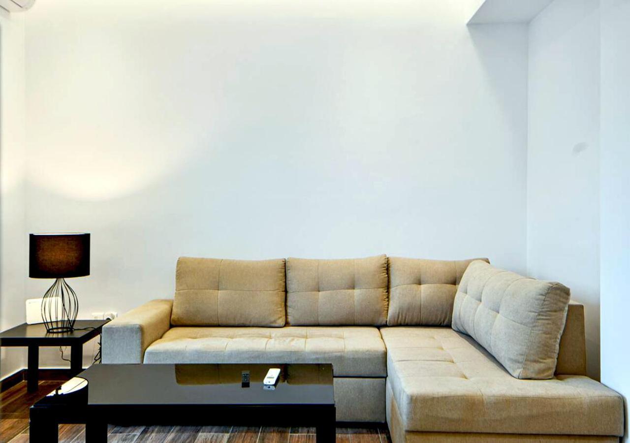 Boutique40 Luxury Apartment เอเธนส์ ภายนอก รูปภาพ