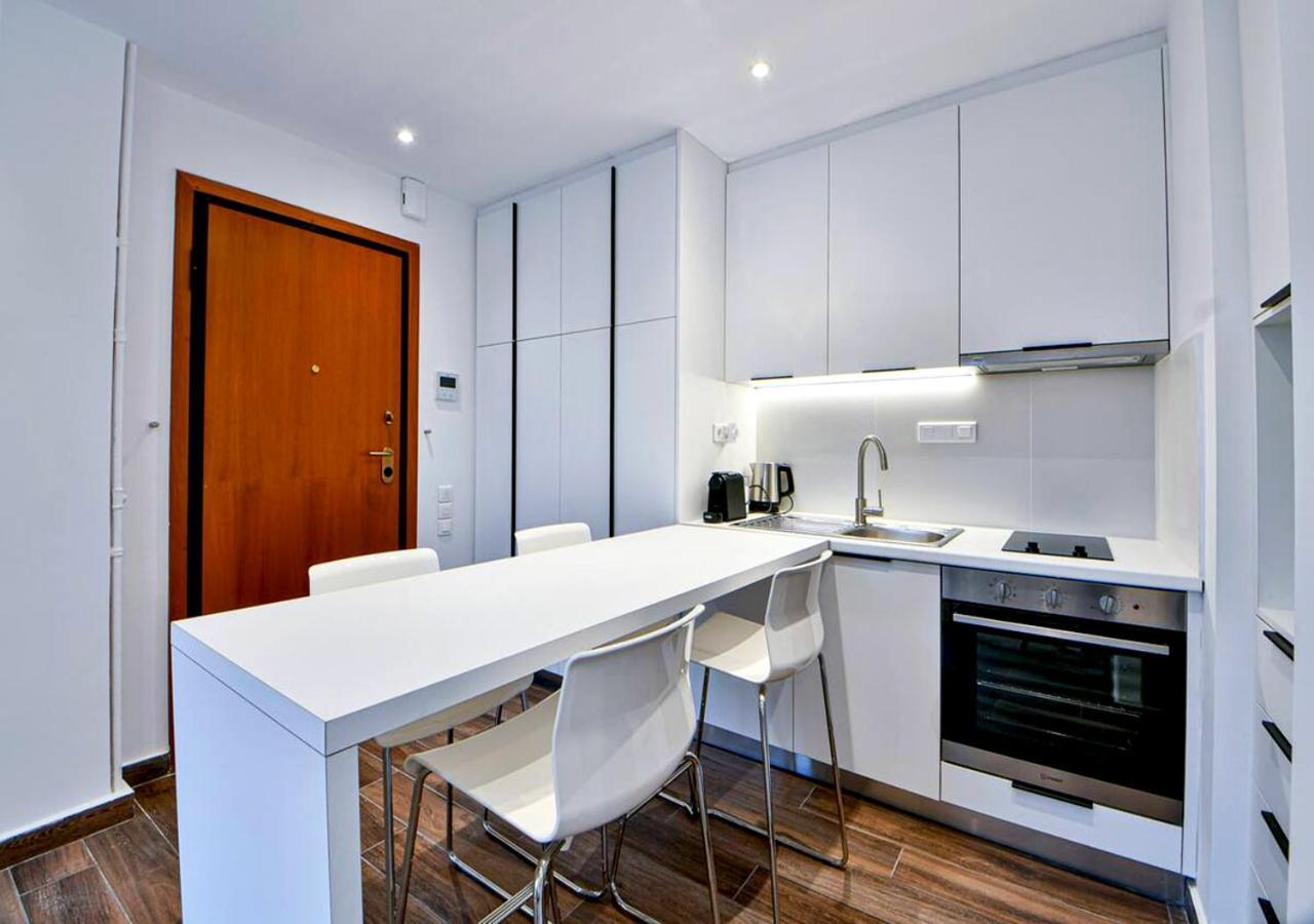 Boutique40 Luxury Apartment เอเธนส์ ภายนอก รูปภาพ